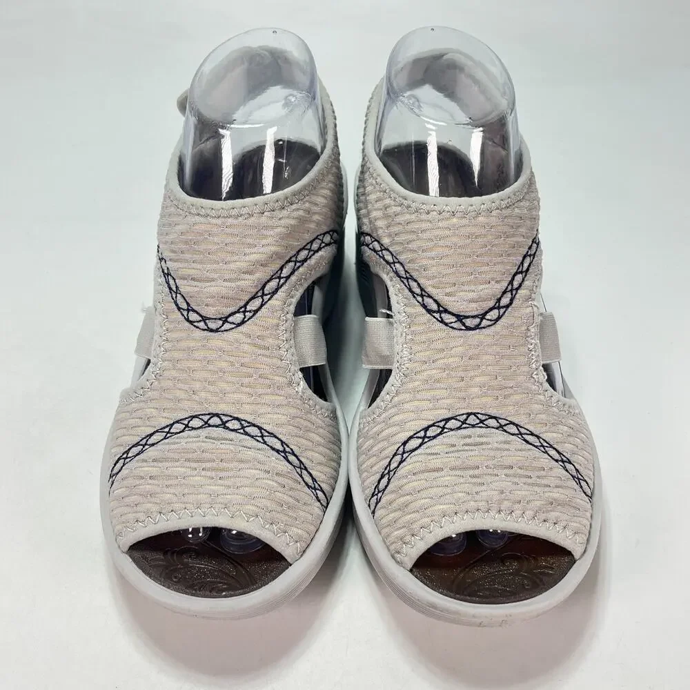 BZees Dream Light Grey Slingback Straps Comfort Wedge Sandals Women's Size 6.5M